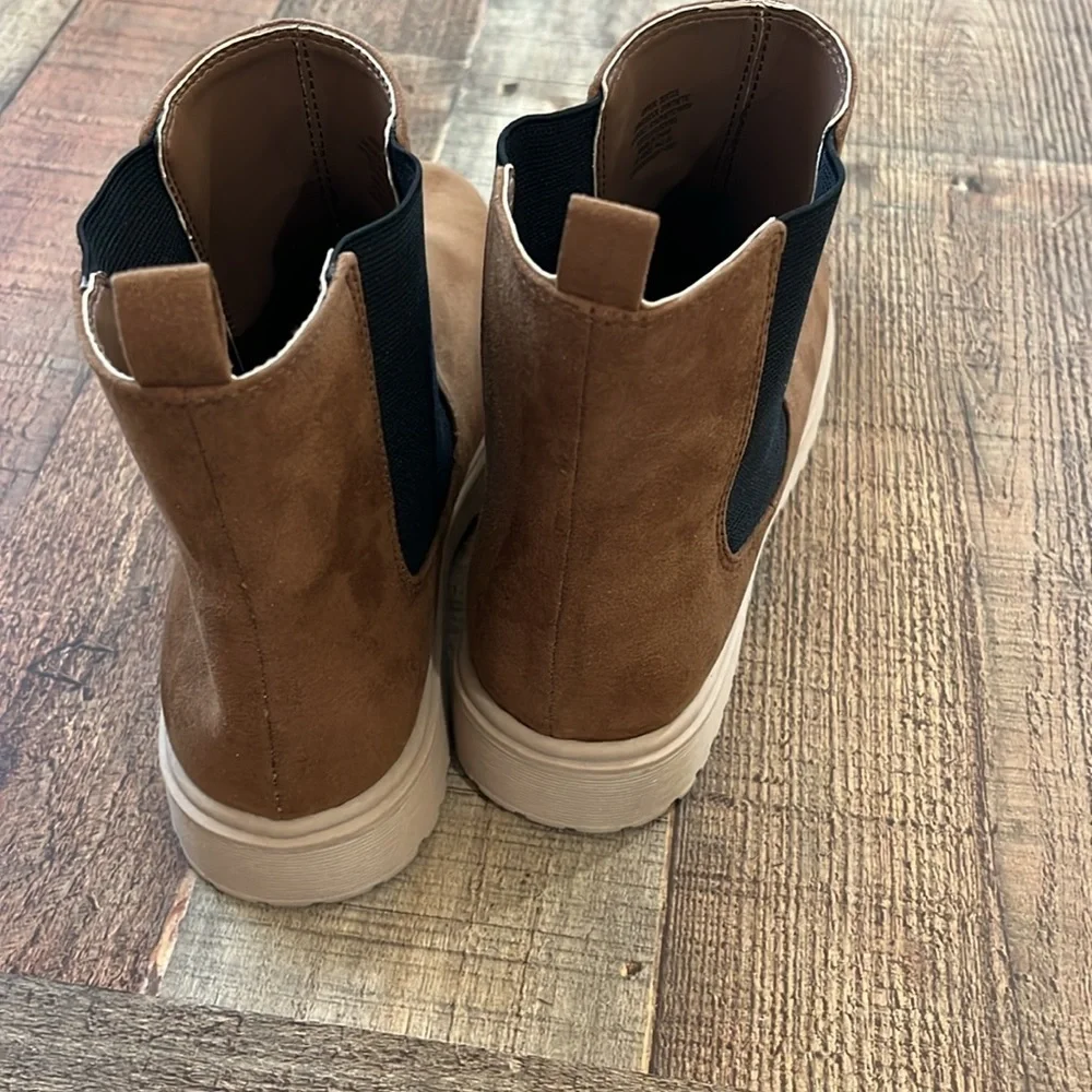 J. Crew Crewcuts Girls' lug-sole boots brown BJ532 5 K5 37
